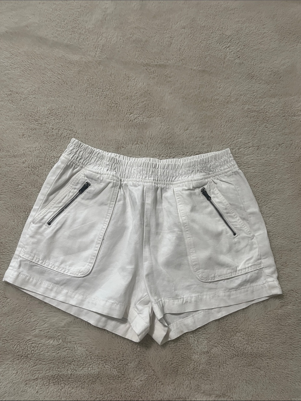 aerie White Elastic-Waist Cargo Shorts - Picture 3 of 9